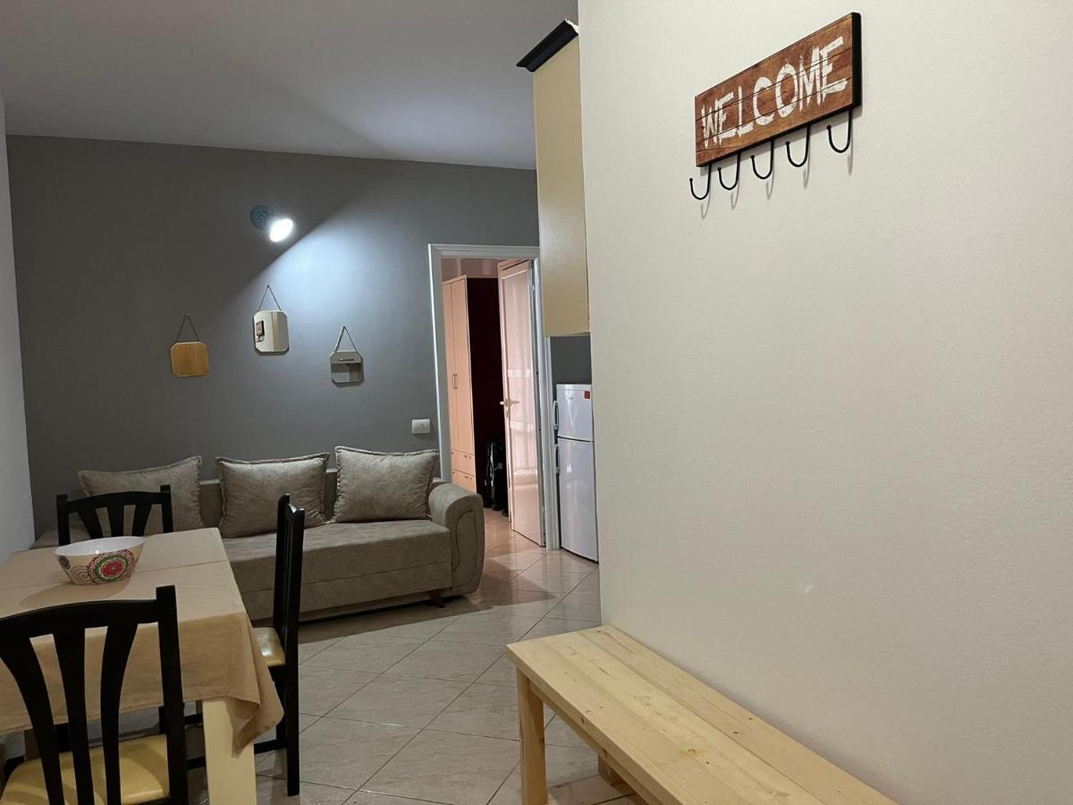 Lungomare Vlore Con Garage Privato 2 Apartment Ngoại thất bức ảnh