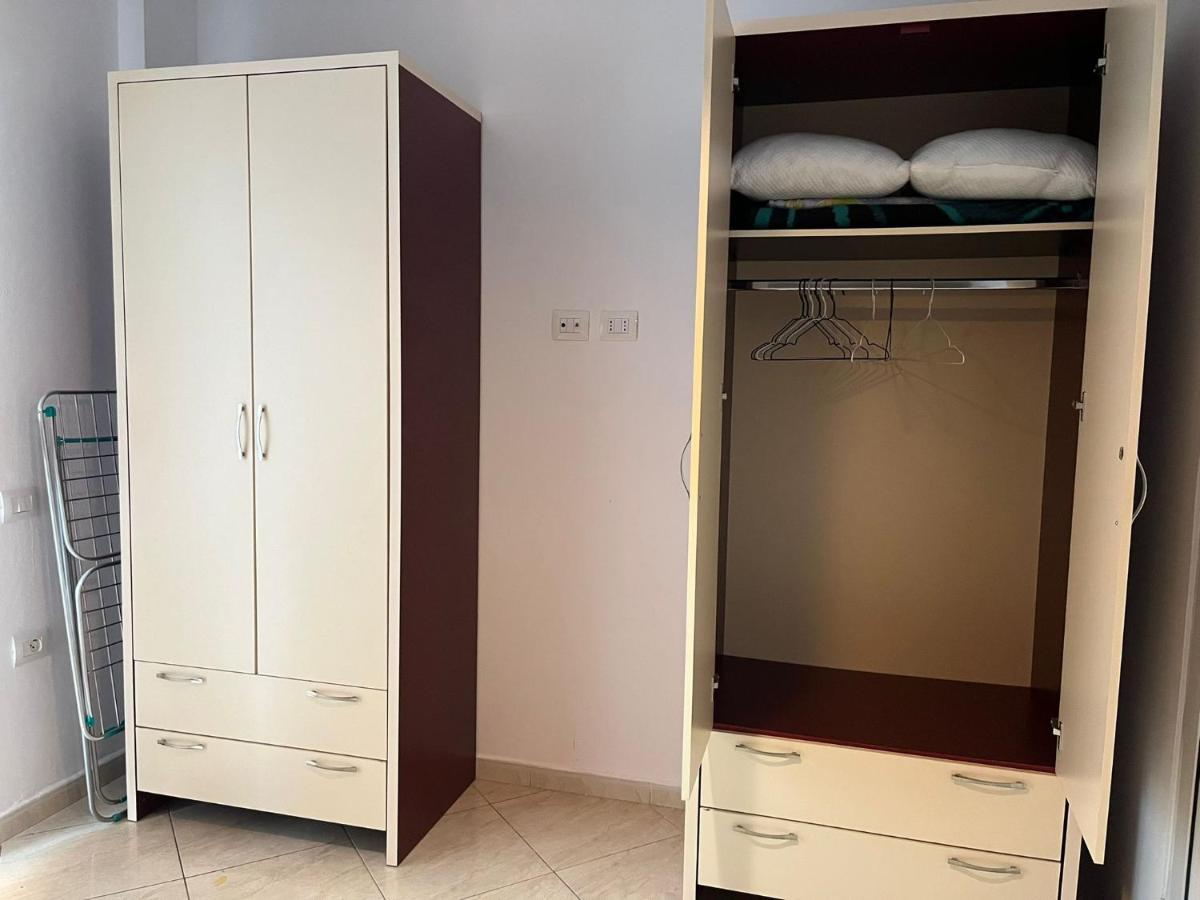 Lungomare Vlore Con Garage Privato 2 Apartment Ngoại thất bức ảnh
