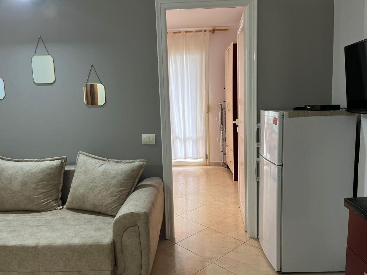 Lungomare Vlore Con Garage Privato 2 Apartment Ngoại thất bức ảnh