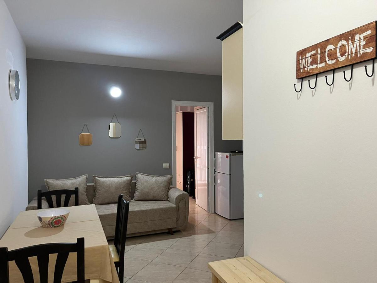 Lungomare Vlore Con Garage Privato 2 Apartment Ngoại thất bức ảnh
